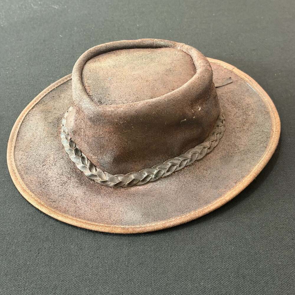 The Swagman Handcrafted Australian Genuine Cowhide Leather Outback Hat
